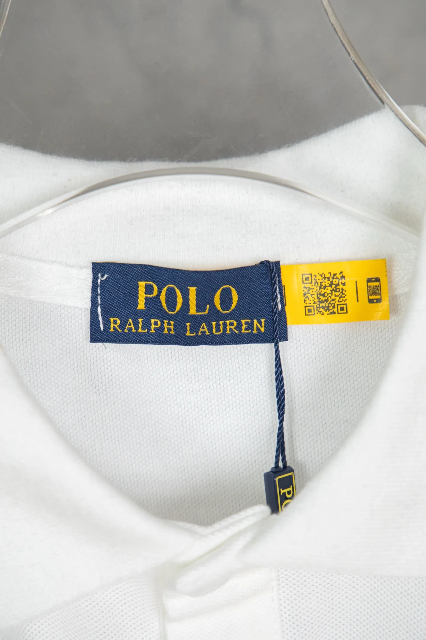 P140 Polo Ralph Lauren/Ralph Lauren basic Malaysian embroidery logo Big Pony Polo shirt T-shirt short sleeve S~XL black navy gray white original fabric 100% pique cotton, imported embroidery logo on the chest, "3" patch logo on the cuffs, custom threaded collar, Malaysian embroidery, the highest version, suitable for business and leisure daily use! 🌘Two-button placket, laser logo pearlescent resin buttons, cuffs and hem using double-thread sewing technology, different currency versions, full set of original three-label accessories!